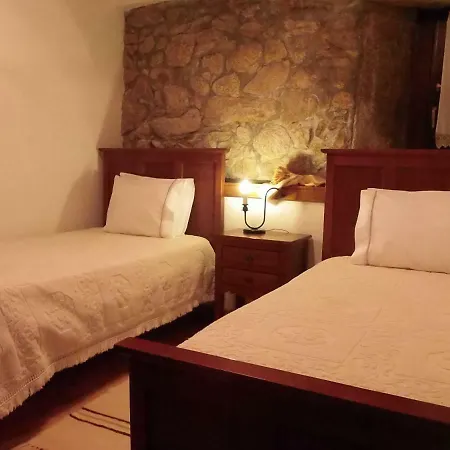 Casa Dona Urraca Vilarinho da Castanheira