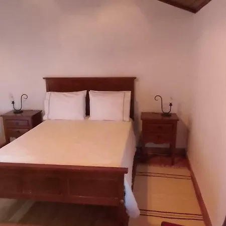 بيت ضيافة Casa Dona Urraca Vilarinho da Castanheira