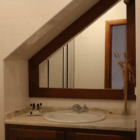 بيت ضيافة Casa Dona Urraca Vilarinho da Castanheira