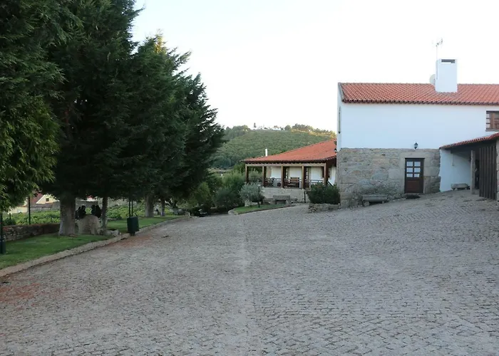 Casa Dona Urraca بيت ضيافة 3*