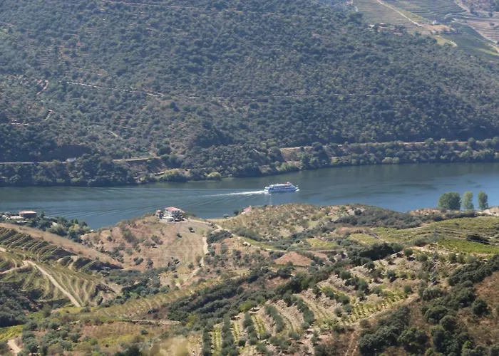 Casa Dona Urraca Casa de hóspedes Vilarinho da Castanheira