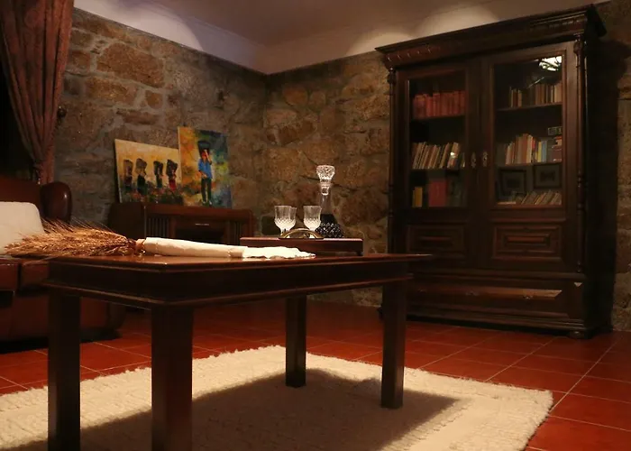 Casa Dona Urraca بيت ضيافة 3*