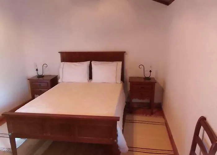 بيت ضيافة Casa Dona Urraca Vilarinho da Castanheira